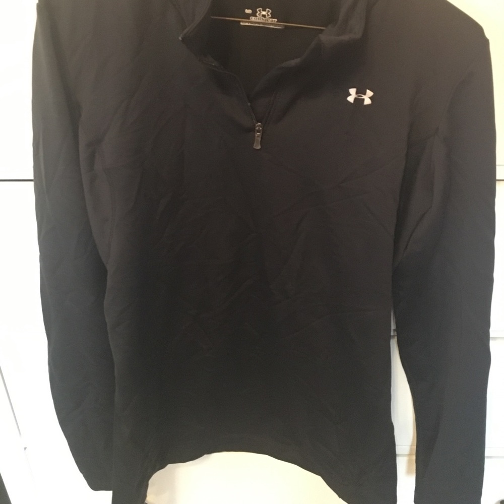 Under Armour Women’s Large pull over